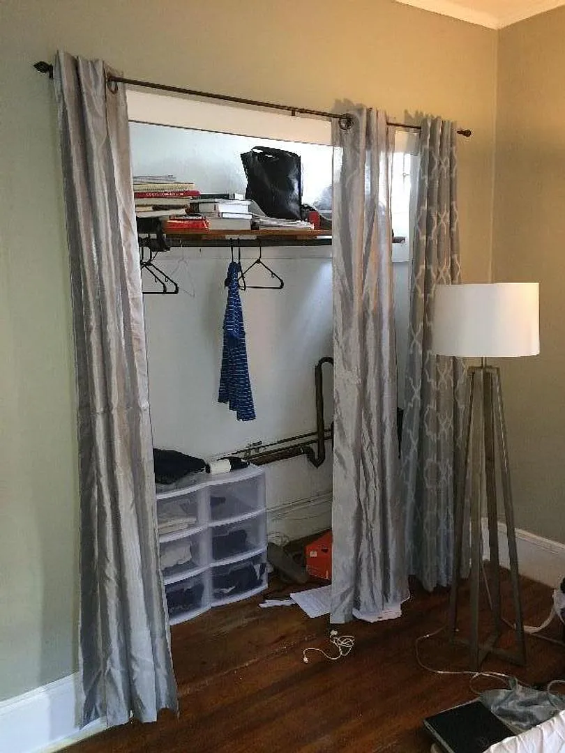No Brokers Fee., Parking Included, Pets Friendly, Private Porch, Outdood Space — Photo 4