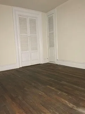 Rented by Aryeh Realty | media 10