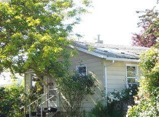 110 NE Suksdorf St, Winston, OR 97496