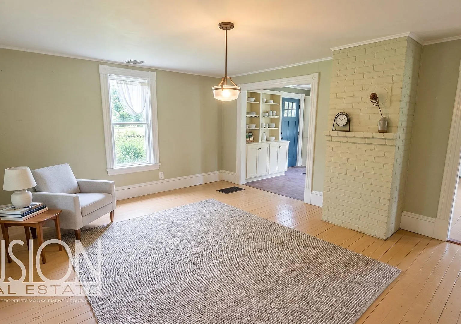 Charming 1850s Farmhouse with Modern Upgrades in Shelburne — Photo 3