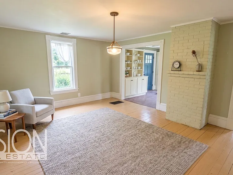928 Mount Philo Rd — Photo 3