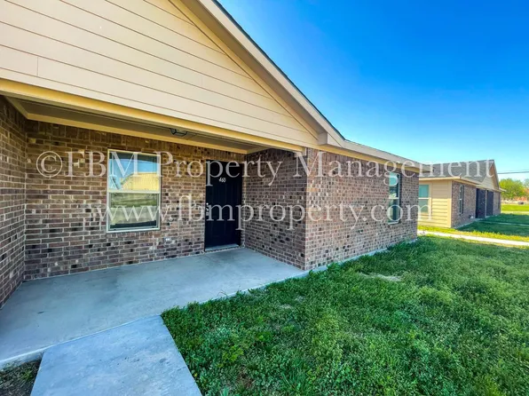 460 Clark St - Beautiful 2 Bedroom, 2 Bathroom Home in Italy, TX!, 460 Clark St, Italy, TX 76651