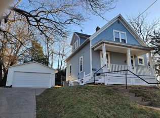 1030 Kirkwood St, Dubuque, IA 52001