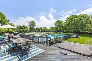 39 South Country Rd 
