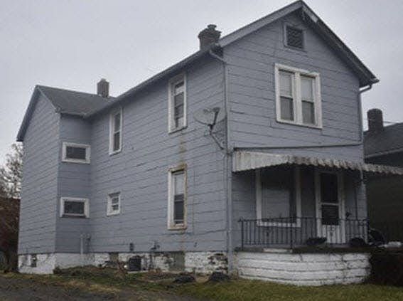 2nd image of 43043 0 12 Mason St