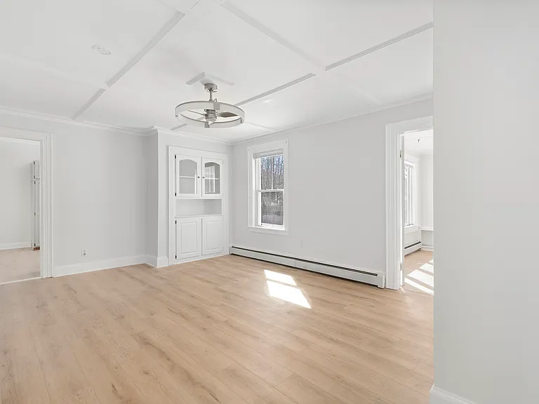 6 Prospect St #1 — Photo 9