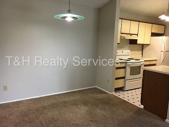 5th image of 4230 Village Parkway East Cir