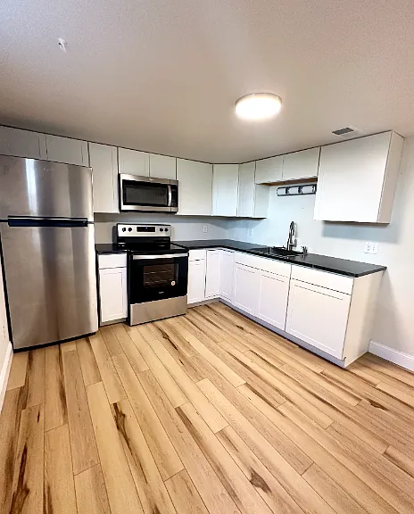 2815 Central Ave #4 — Photo 1