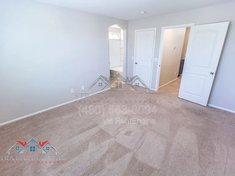 2218 N 77th Dr — Photo 38