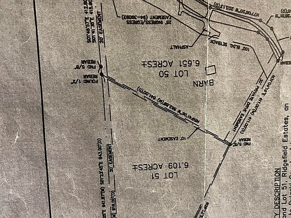 2nd image of 4001 Ridgefield Ln