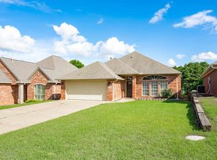 1207 S Greystone St, Stillwater, OK 74074
