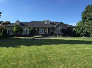 9575 Jessica J Ln, Plymouth, MI 48170