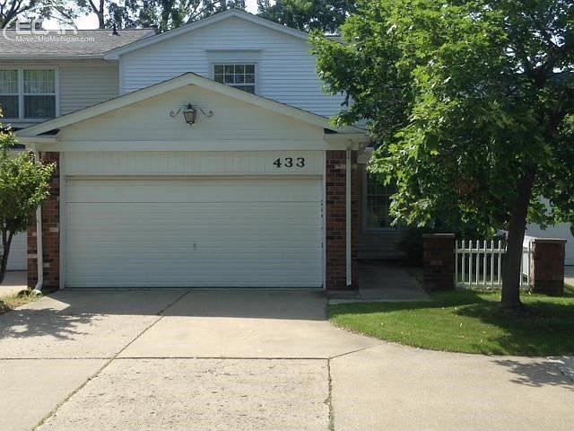 1st image of 433 Charing Cross Dr