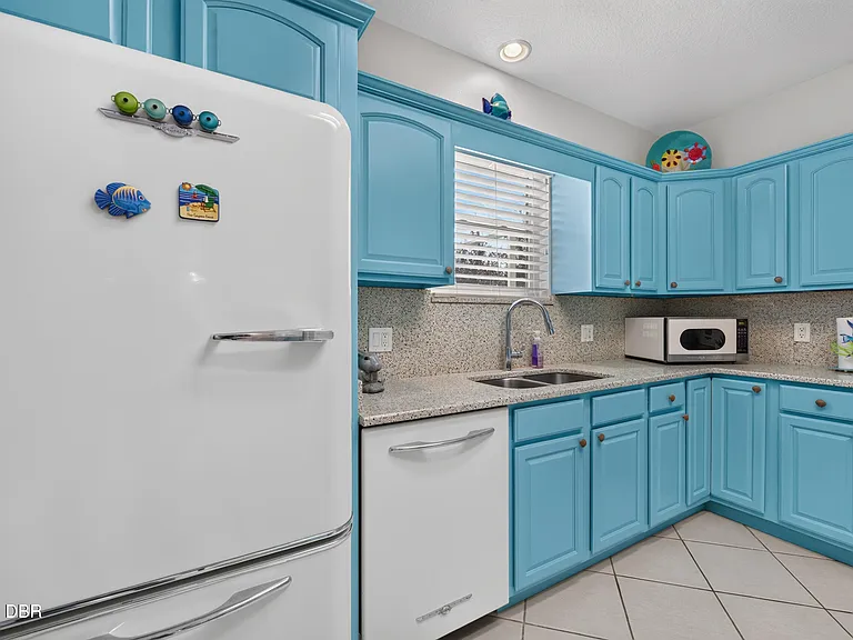 6447 Engram Rd — Photo 14