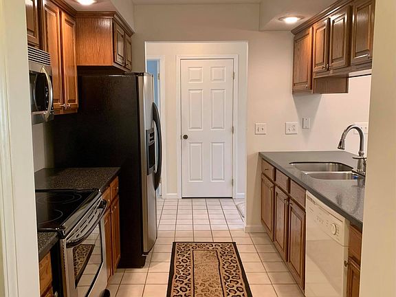 5th image of 4200 Greenfield Dr