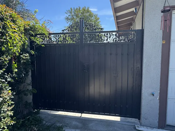 (undisclosed Address), Riverside, CA 92507