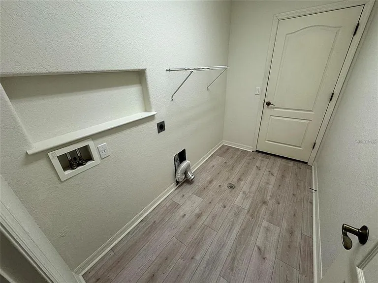 315 Auburn Woods Cir — Photo 16