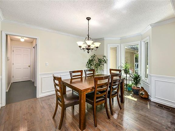 5th image of 3727 SW Kimstin Cir