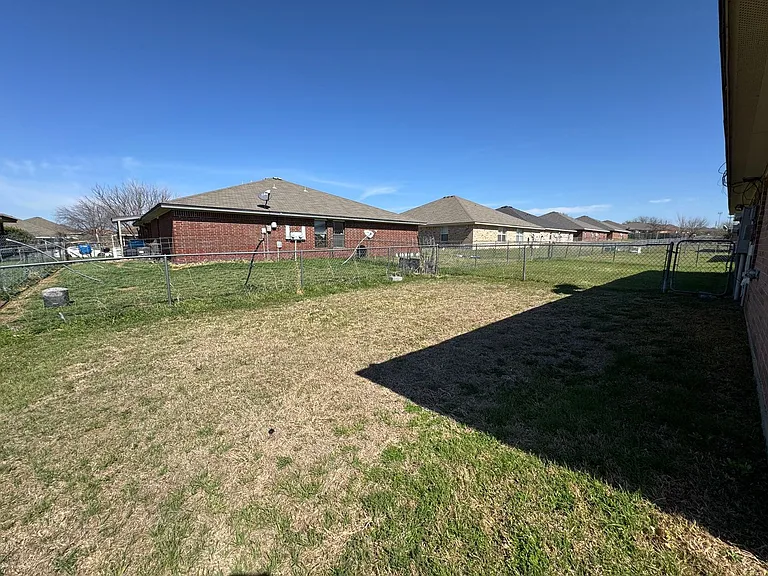 2801 Alma Dr — Photo 22