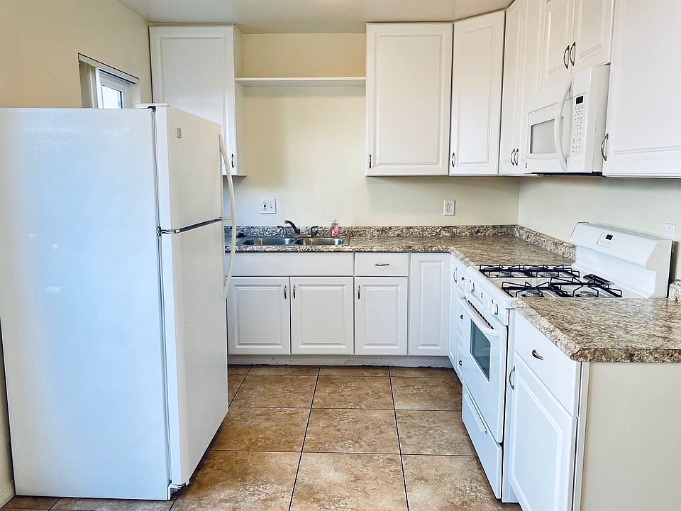 1st image of 4270 Schoolridge Ln APT B