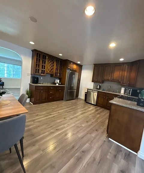 4880 Bruges Ave — Photo 16