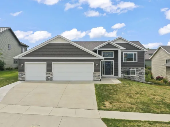 513 15th Ave NE, Byron, MN 55920