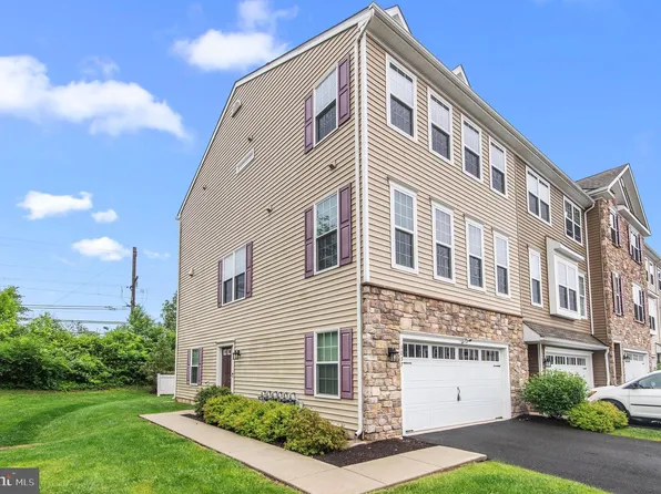 1037 Chapman Cir, Hatfield, PA 19440