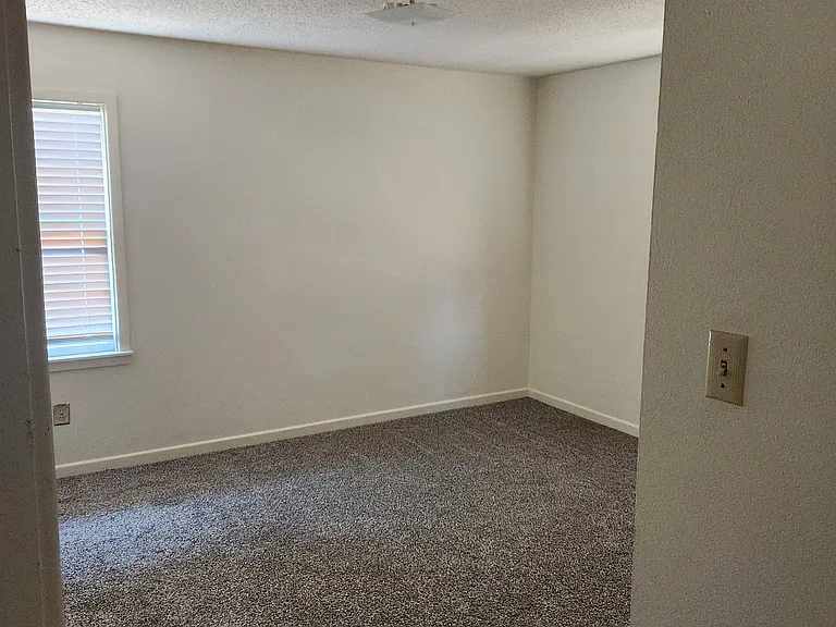 2167 Bridge Ave — Photo 16