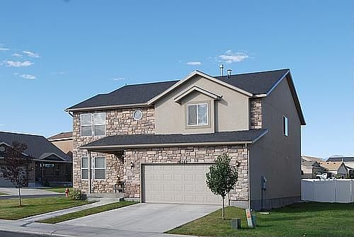 WELL DESIGNED ELEGANT HOME!
