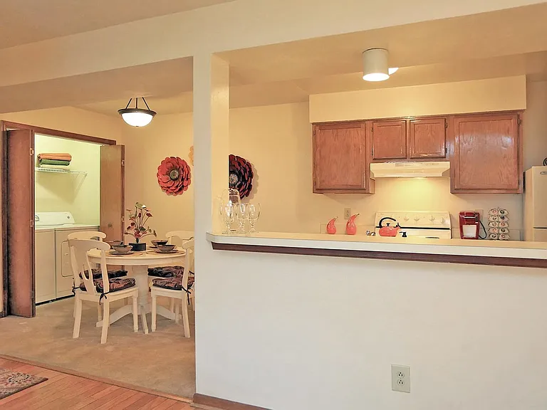 Pembroke Crossing Apartments (825 Crossing Court #103, Virginia Beach, VA 23455) — Photo 35
