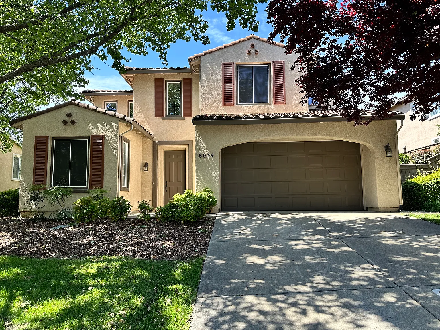 4 bed, 2899 sqft, $4,200 — Photo 2