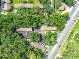 Landis Grove - 1360