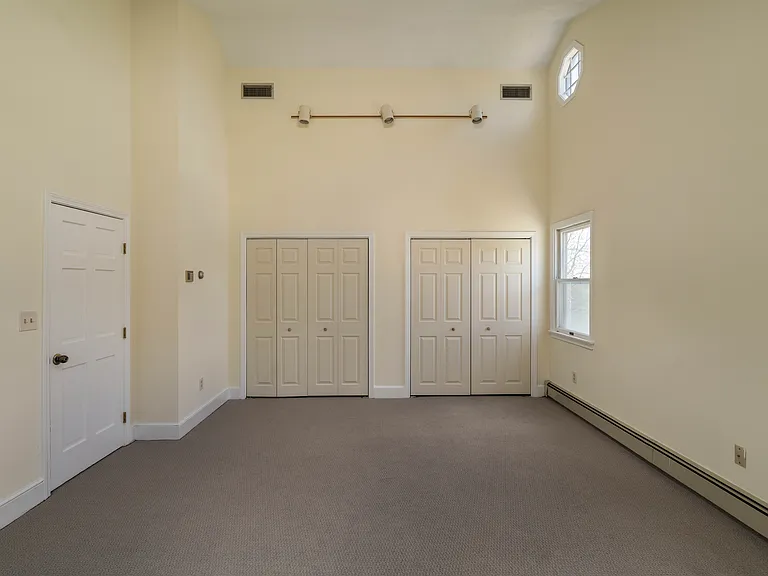 99 Garfield Ave #1 — Photo 18
