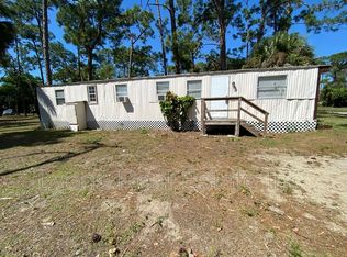 2045 Bahia Ln, North Fort Myers, FL 33917