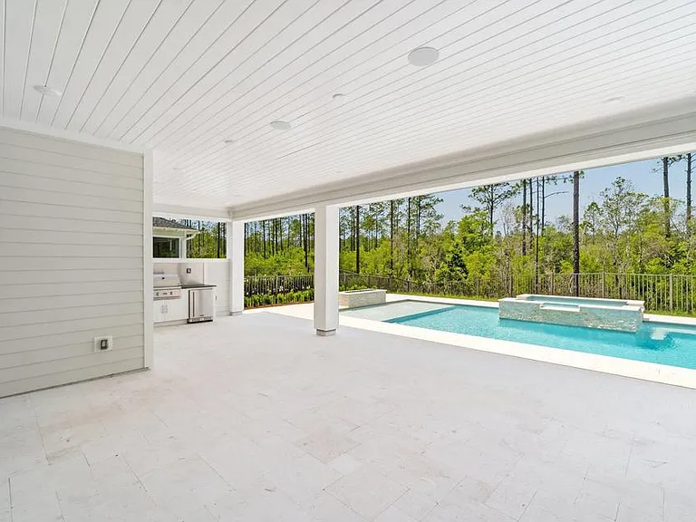 Outdoor entertainment