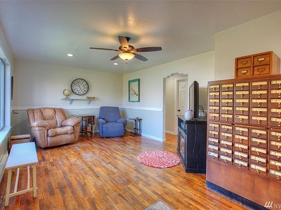 4th image of 12605 11th Avenue Ct E