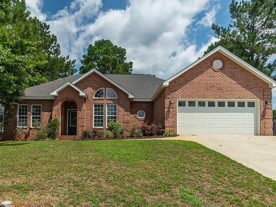 1st image of 630 Amberley Ct