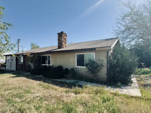 9979 5th Ave, Hesperia, CA 92345