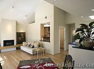 314 W De La Guerra St APT C, Santa Barbara, CA 93101