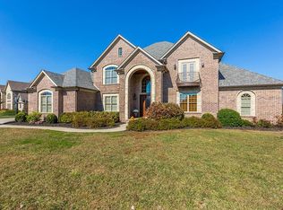 218 Keene Manor Cir, Nicholasville, KY 40356