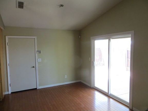 5th image of 9351 Dartford Ct