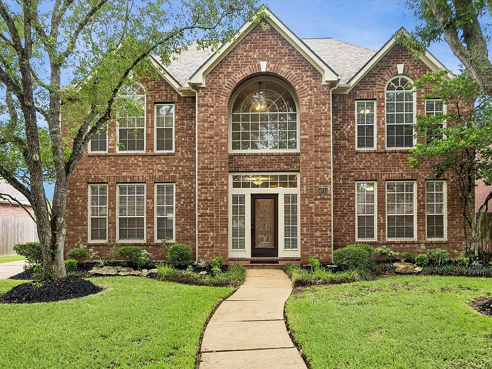 1st image of 16715 Colony Terrace Dr