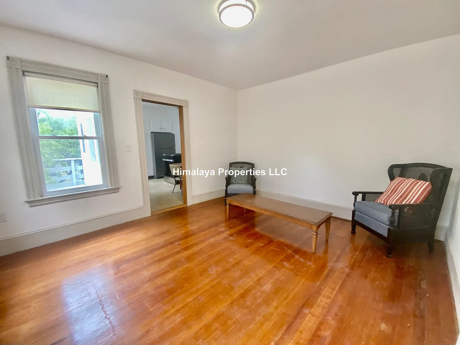 6 bed, 2.0 bath, $8,250 — Photo 4