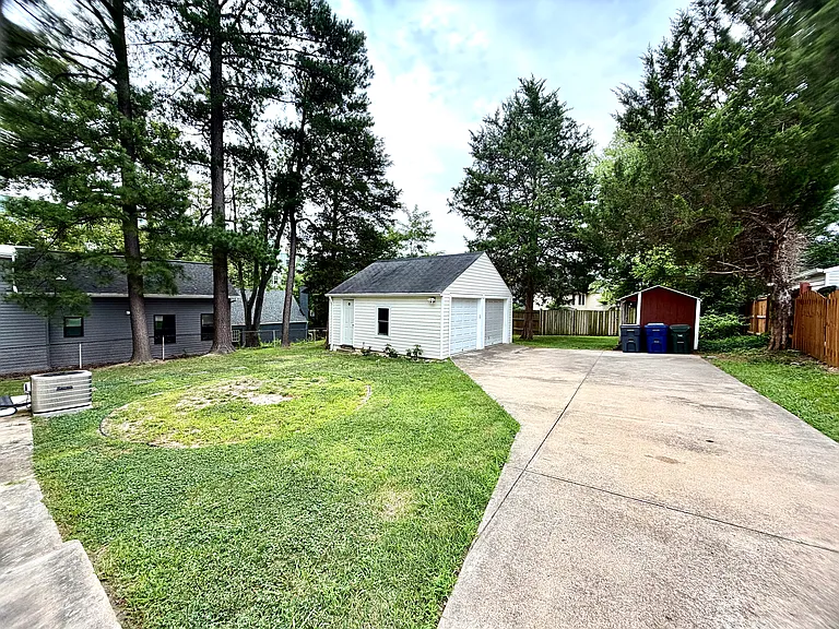 3107 Memorial St — Photo 8