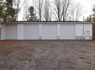 2438 N Hope Rd, Midland, MI 48642