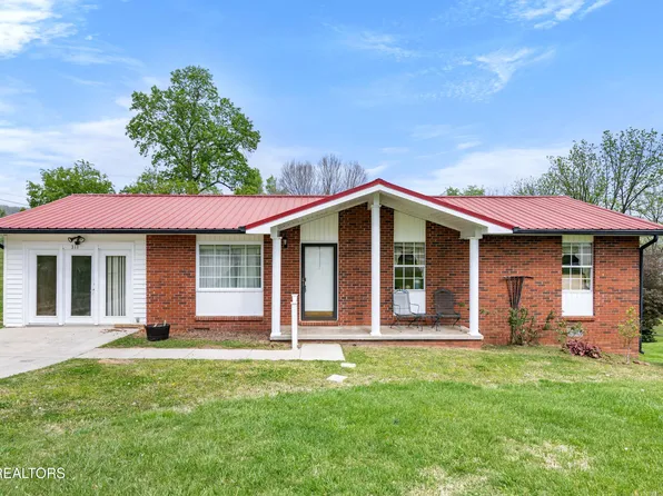 311 Thelma Cir, Jacksboro, TN 37757