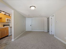 Balsam Avenue Apartments