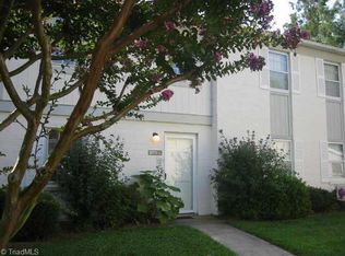 5711 Bramblegate Rd UNIT L, Greensboro, NC 27409