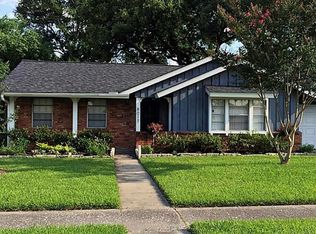 8017 Cedel Dr, Houston, TX 77055