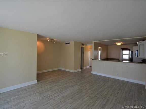 5th image of 2200 NE 33rd Ave APT 6H